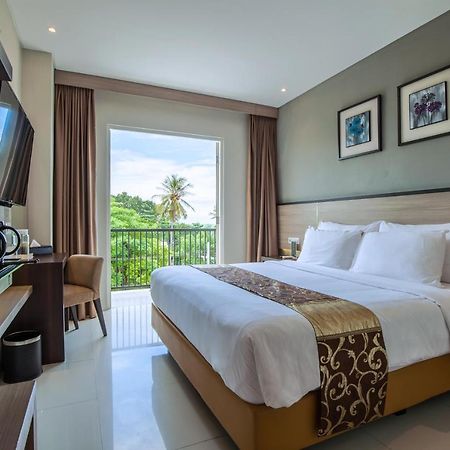 Montana Premier Senggigi Hotel Екстериор снимка