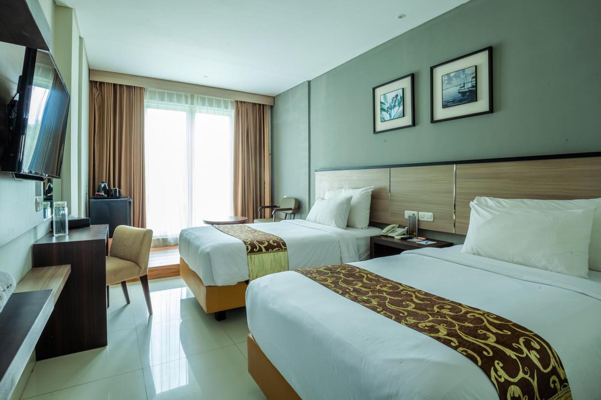 Montana Premier Senggigi Hotel Екстериор снимка