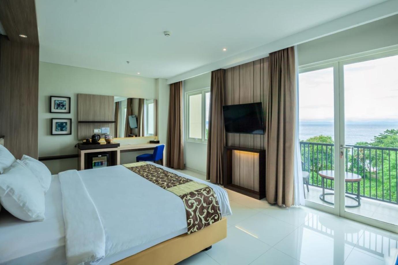 Montana Premier Senggigi Hotel Екстериор снимка